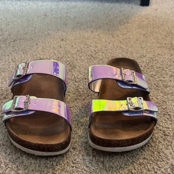 Kids Iridescent Sandals - Picture 2 of 9